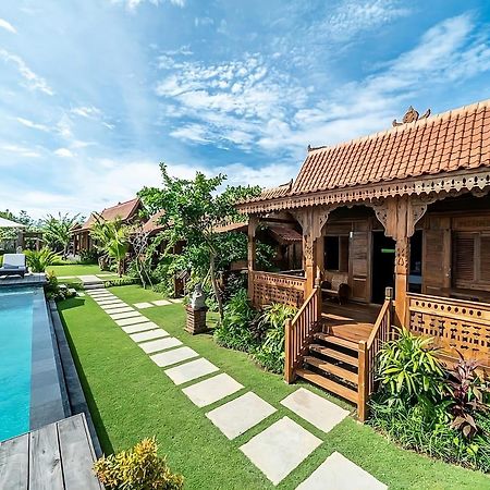 Lima Beach Inn Munggu Экстерьер фото